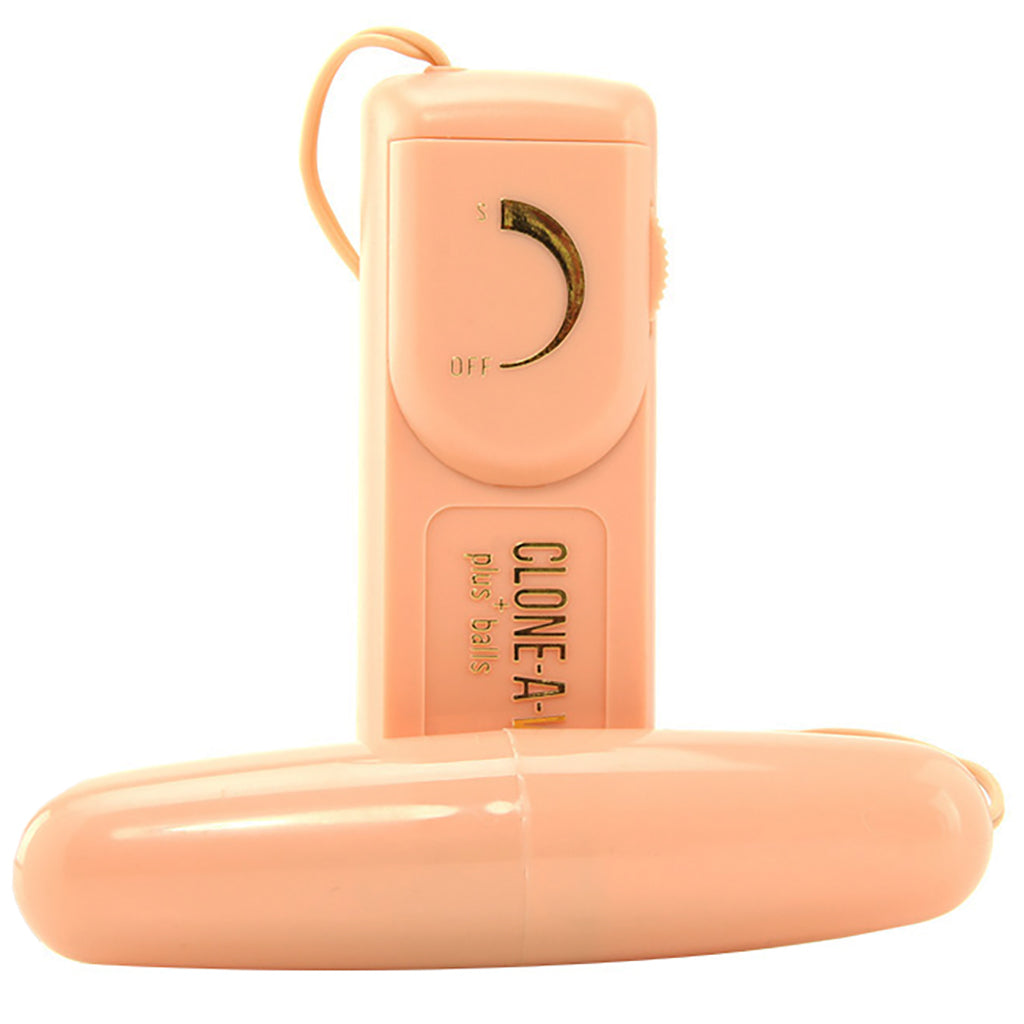 Clone-A-Willy Clone-A-Willy & Balls Vibe Kit in Light Skin Tone - Vibrators - HoneyHugs Canada (View 8)