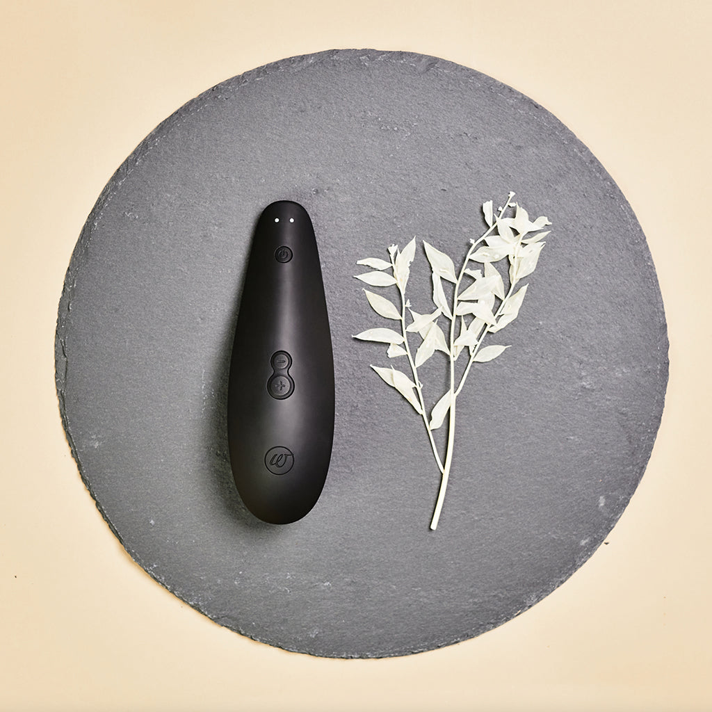 Womanizer Classic 2 Pleasure Air Stimulator in Black