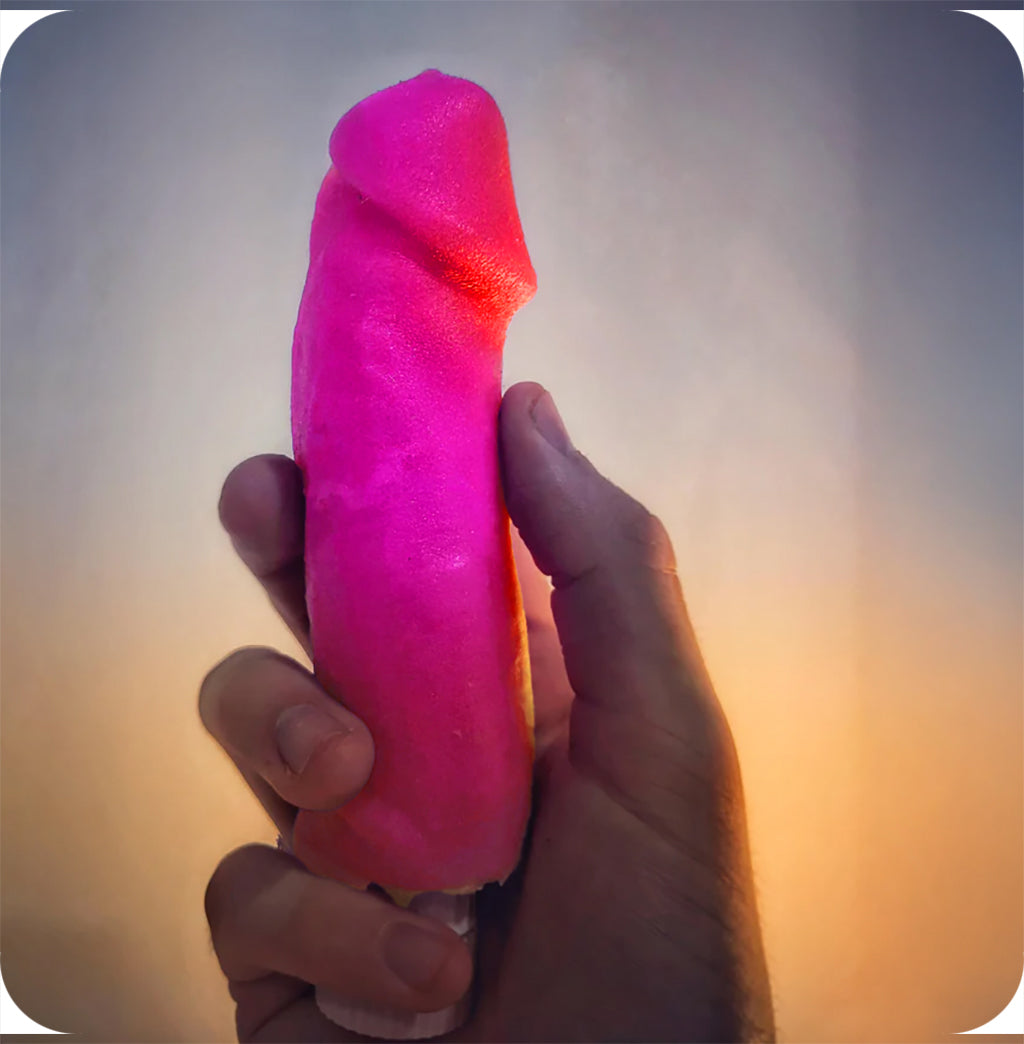 Clone-A-Willy Vibrator Kit in Hot Pink