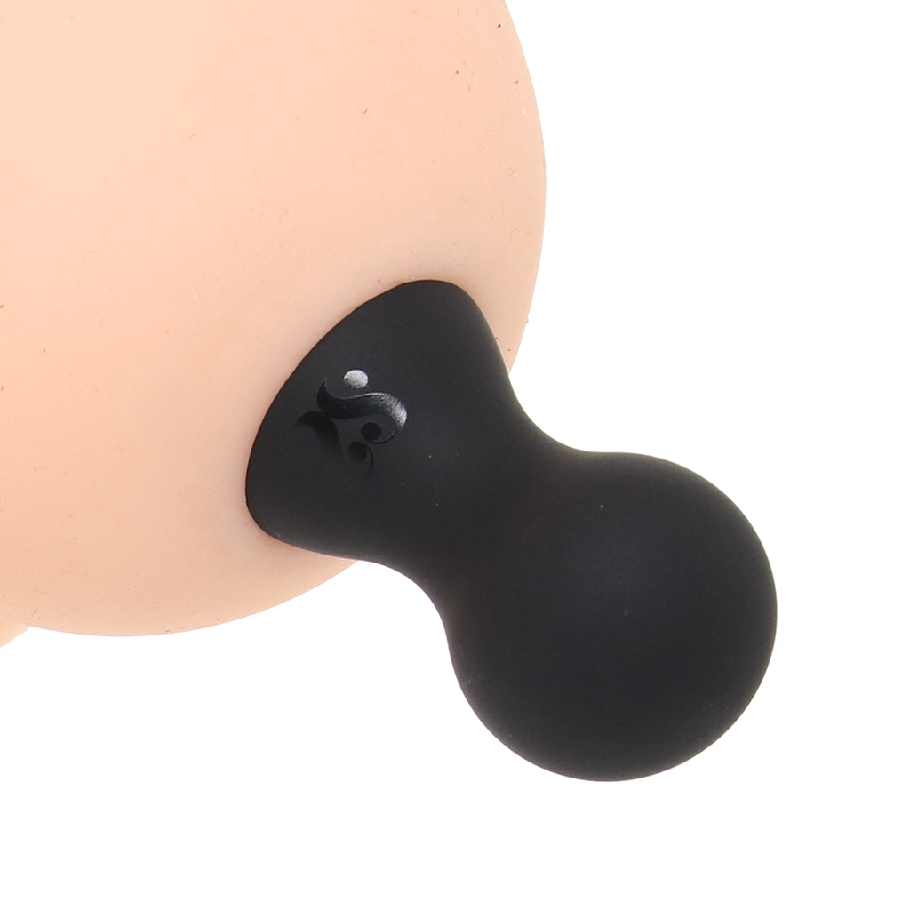 Sei Mio Areola Grande Nipple Suckers: Sublime Silicone Suction for Exquisite Pleasure