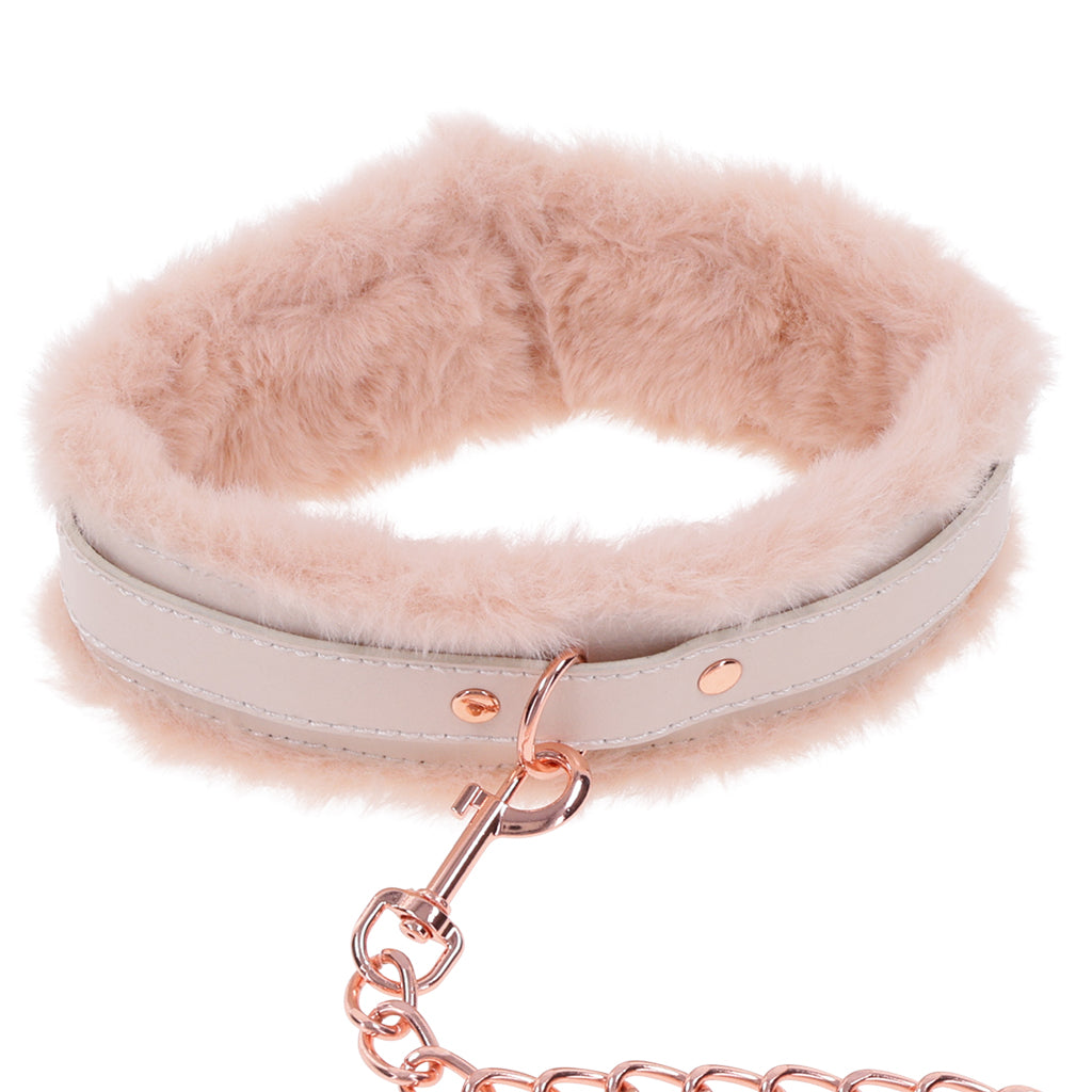 S&M Peaches 'n CreaMe Fur Collar and Leash