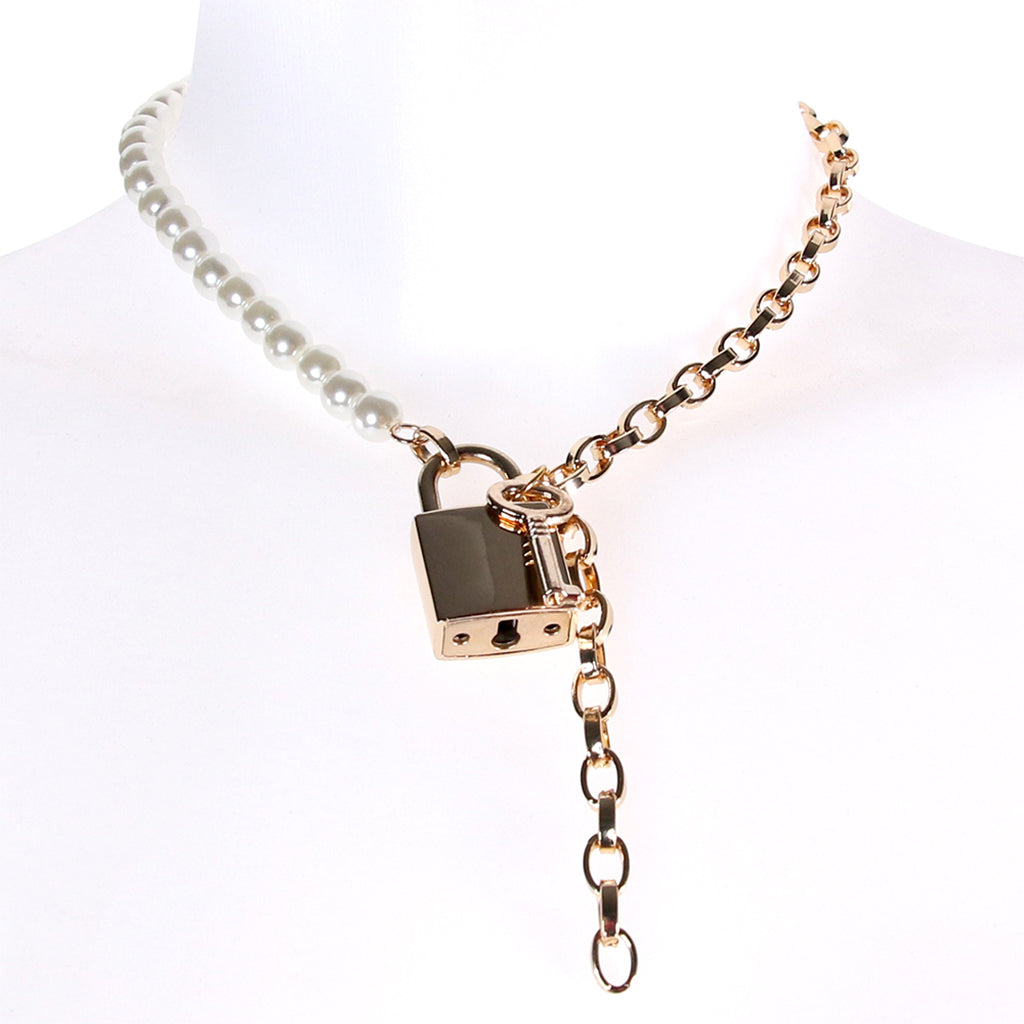Sex & Mischief Pearl Day Collar | Rose Gold Chain & Discreet Elegance