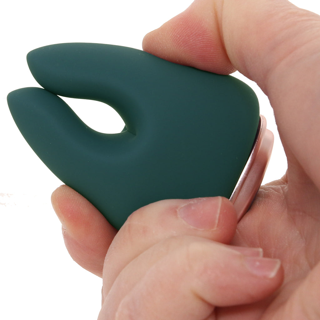 Loveline Loveline Ultimate Vibe Kit in Green - Vibrators - HoneyHugs Canada (View 8)