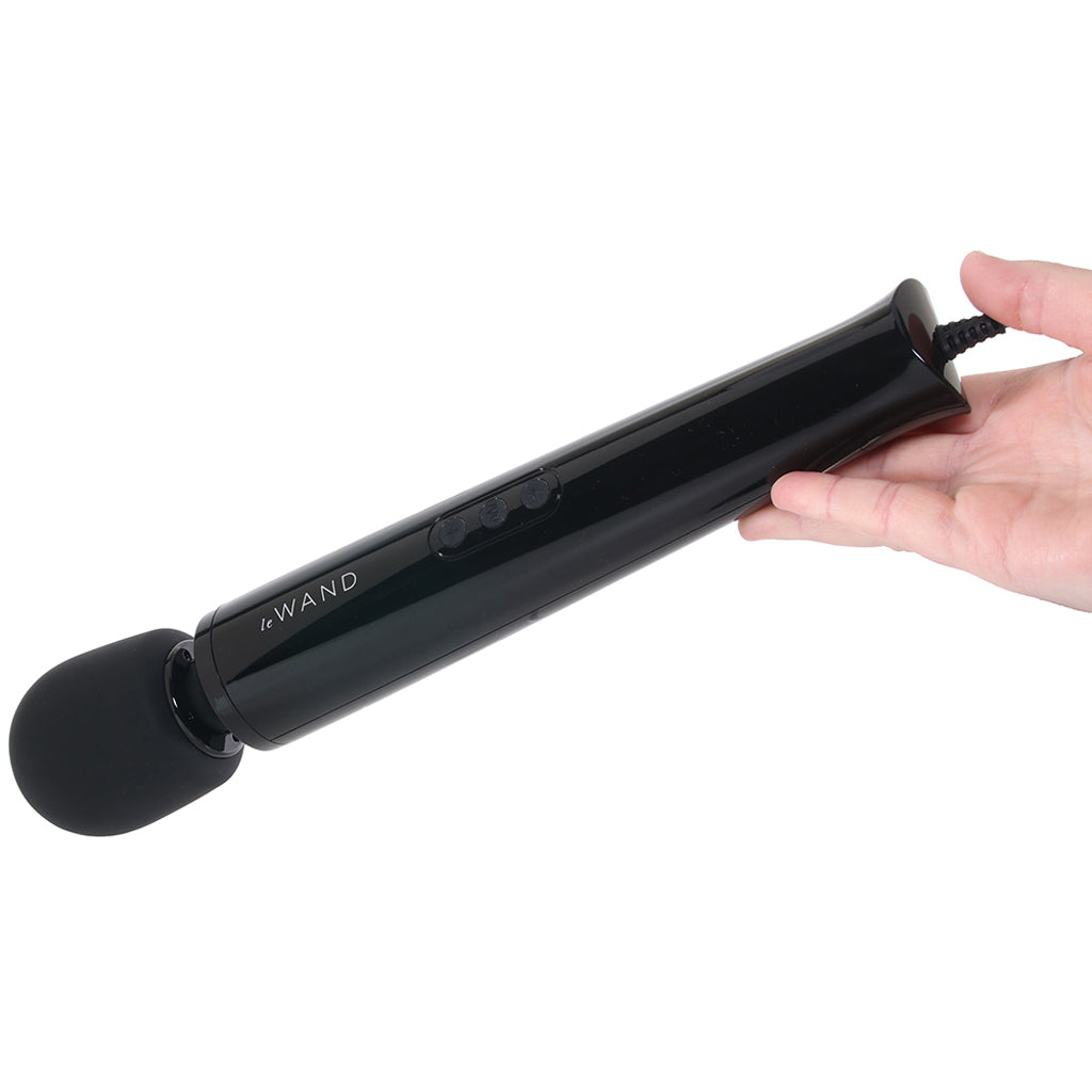 Le Wand Le Wand Plug-In Massager in Black - Magic Wands - HoneyHugs Canada (View 4)