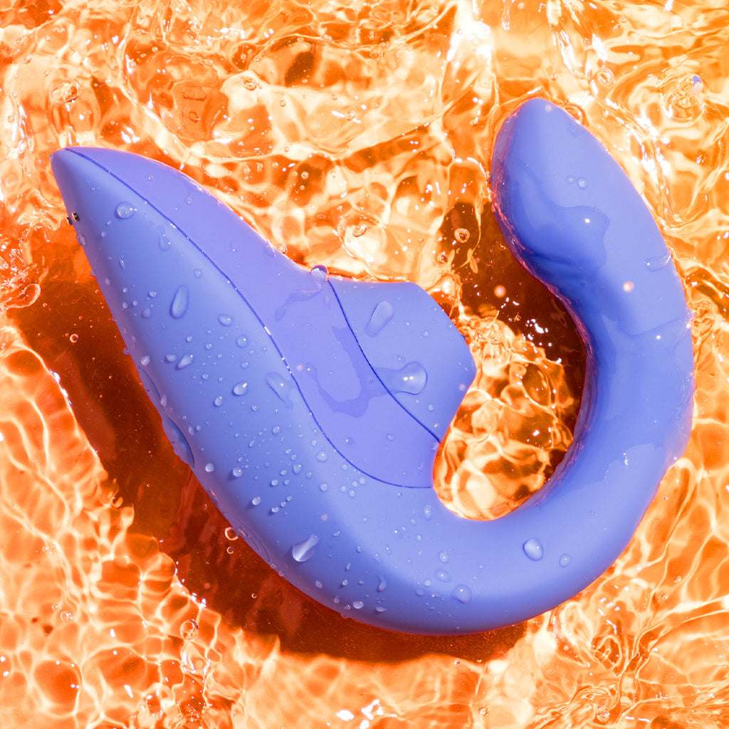 Womanizer Womanizer Blend Dual Stimulator in Blue - Vibrators - HoneyHugs Canada (View 7)